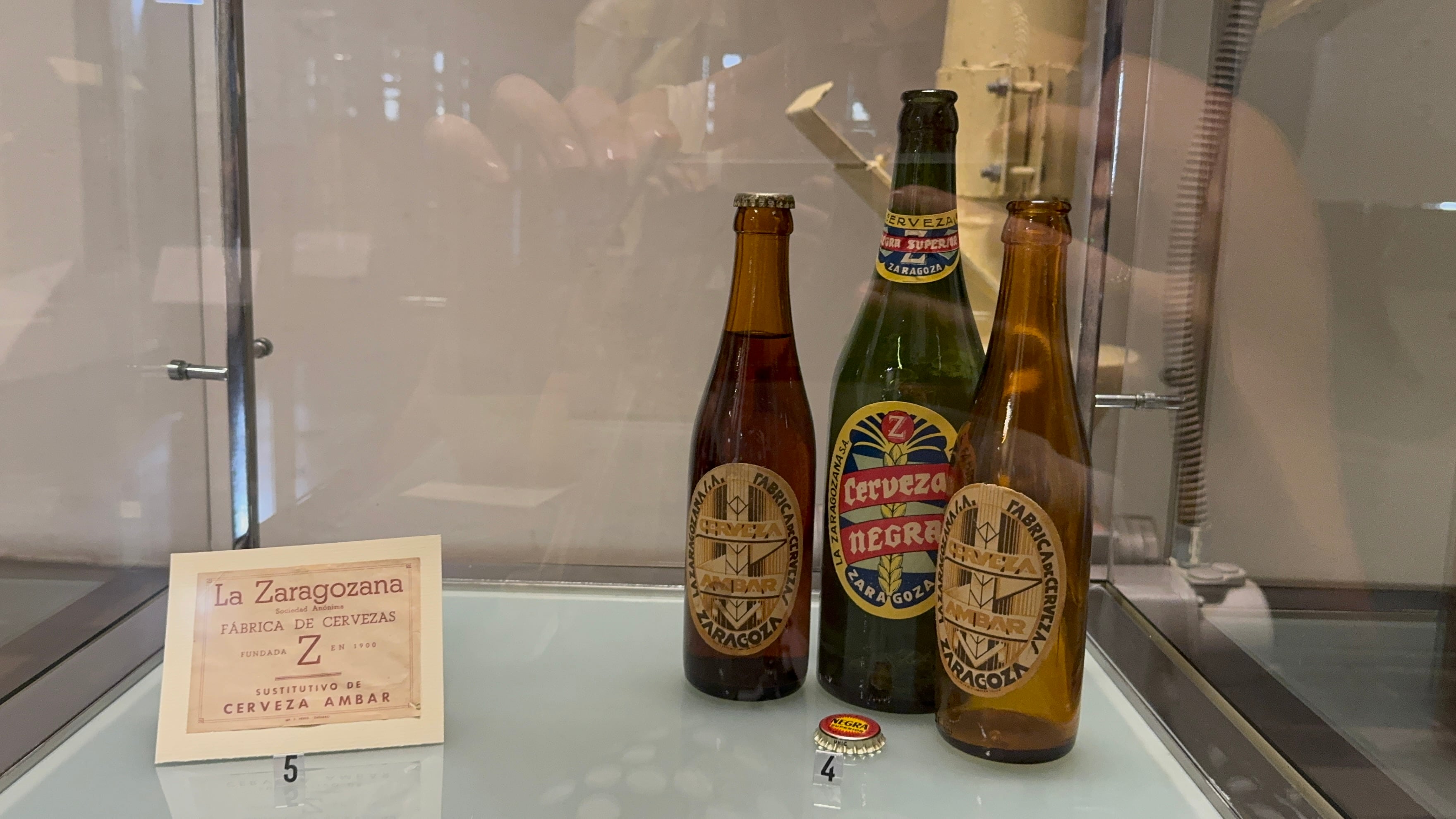 Exposición de los envases realizados durante 125 años.