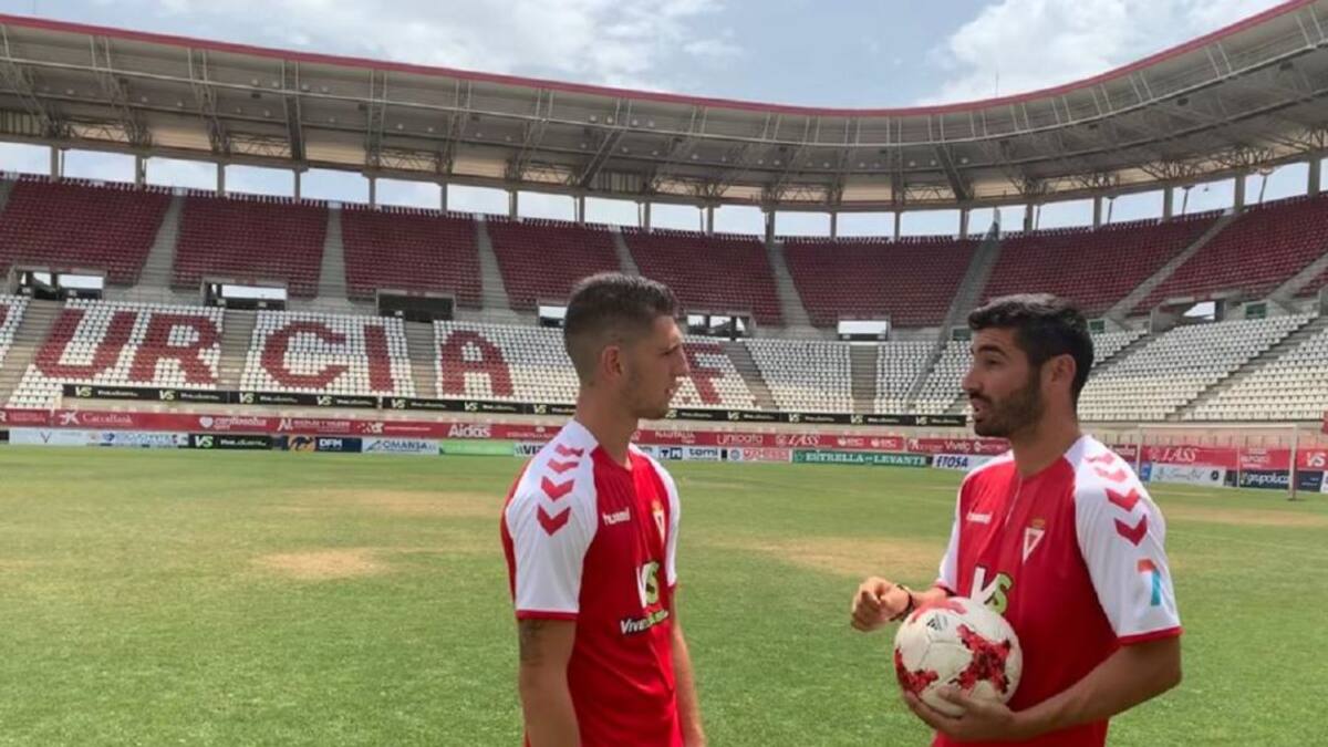 El Real Murcia presenta a Alberto Toril y a Antonio López