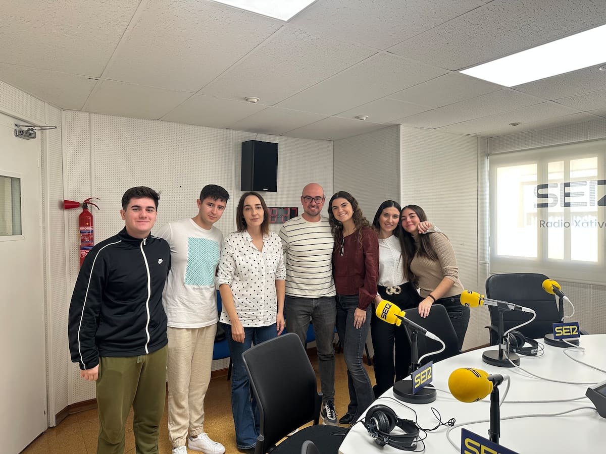 Declaraciones alumnos CIPFP La Costera de Xàtiva en "Hoy por Hoy Xàtiva".