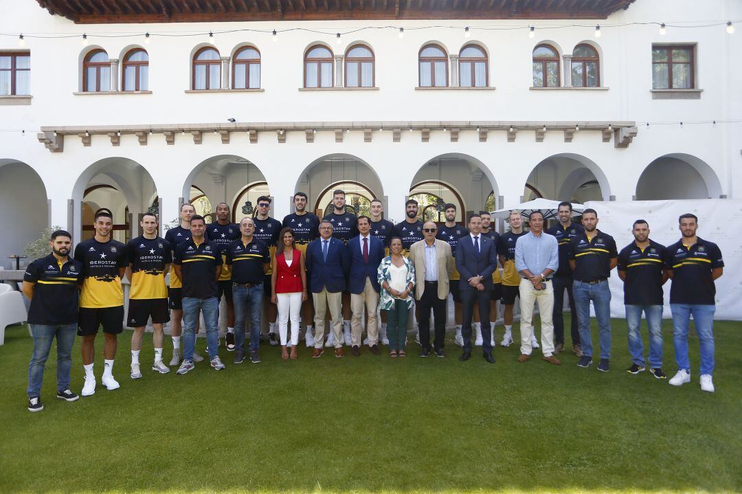 El club aurinegro y la cadena hotelera Iberostar seguirán de la mano cuatro años más