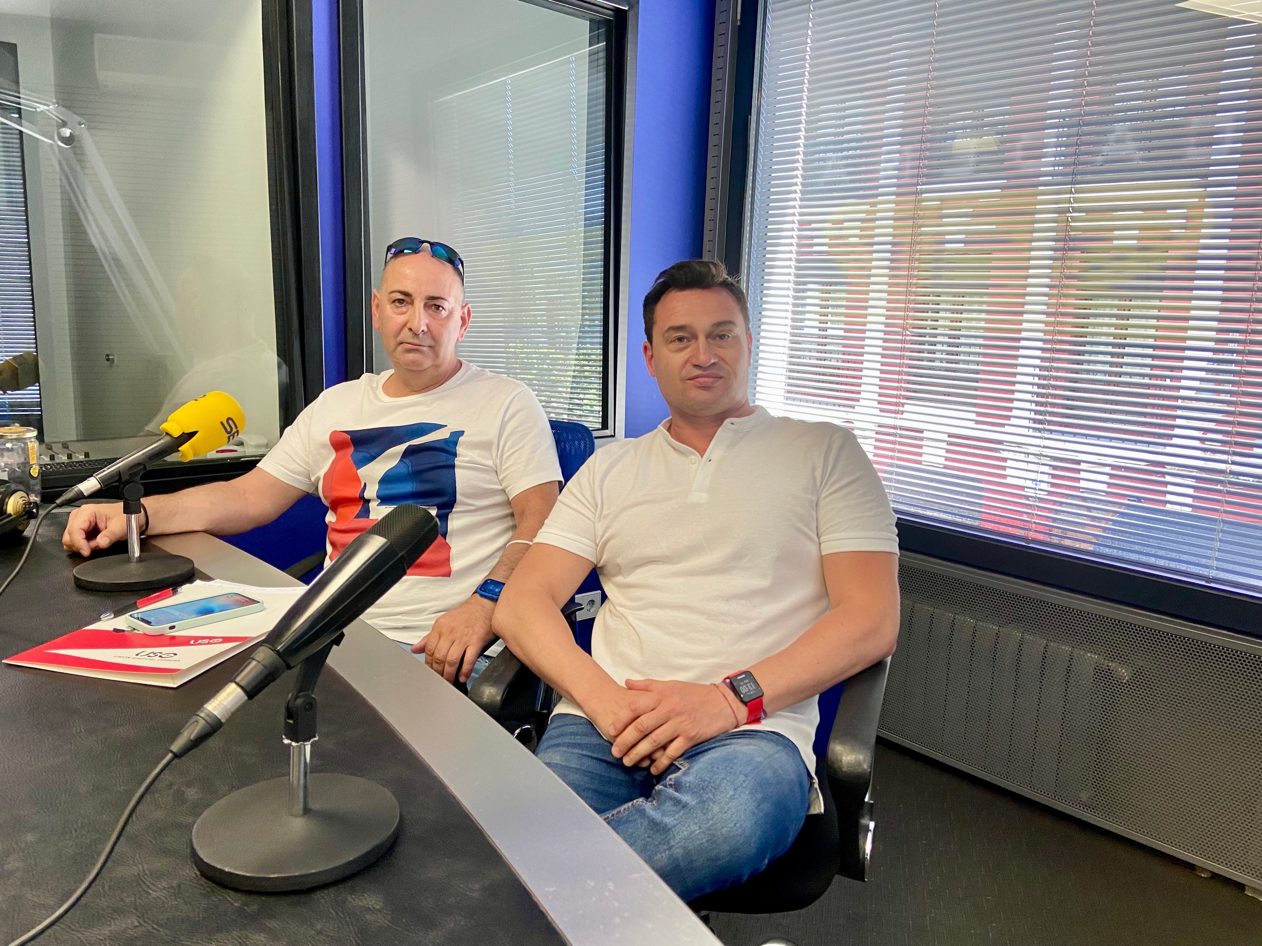 Antonio Nicolás y Jesús López en los estudios de Radio León