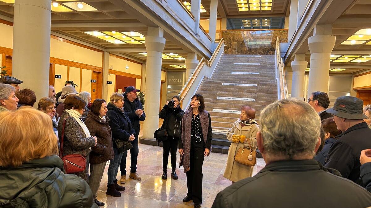 "Es interesante conocer las instalaciones del Gobierno de Aragón por dentro, son extraordinarias"