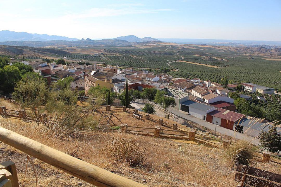 Vista panorámica de Larva desde el Área Recreativa La Cañada en la zona alta del municipio 