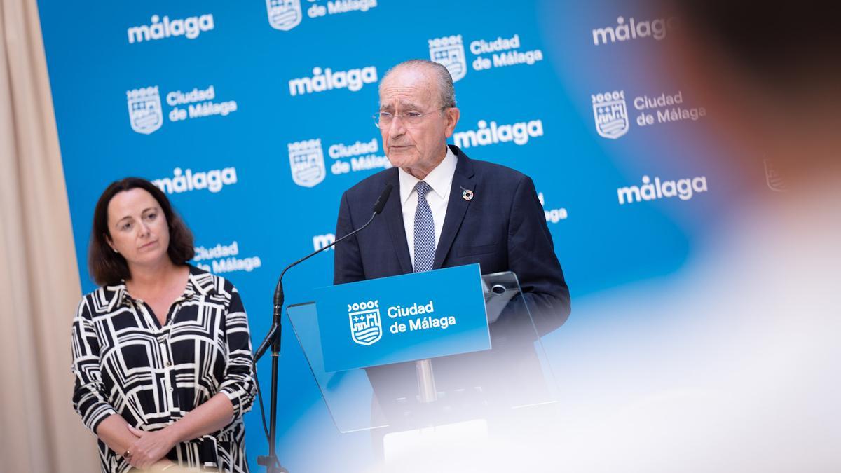 Pineda junto al alcalde de Málaga en una imagen de archivo