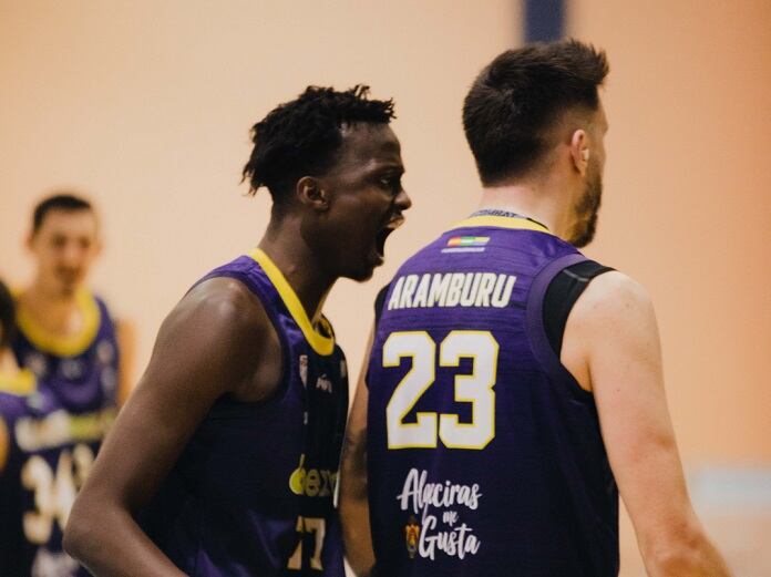 Sené y Aramburu con UDEA