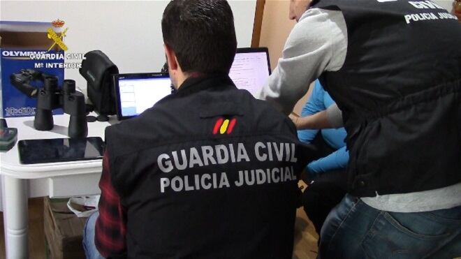 Agentes de la Guardia Civil.