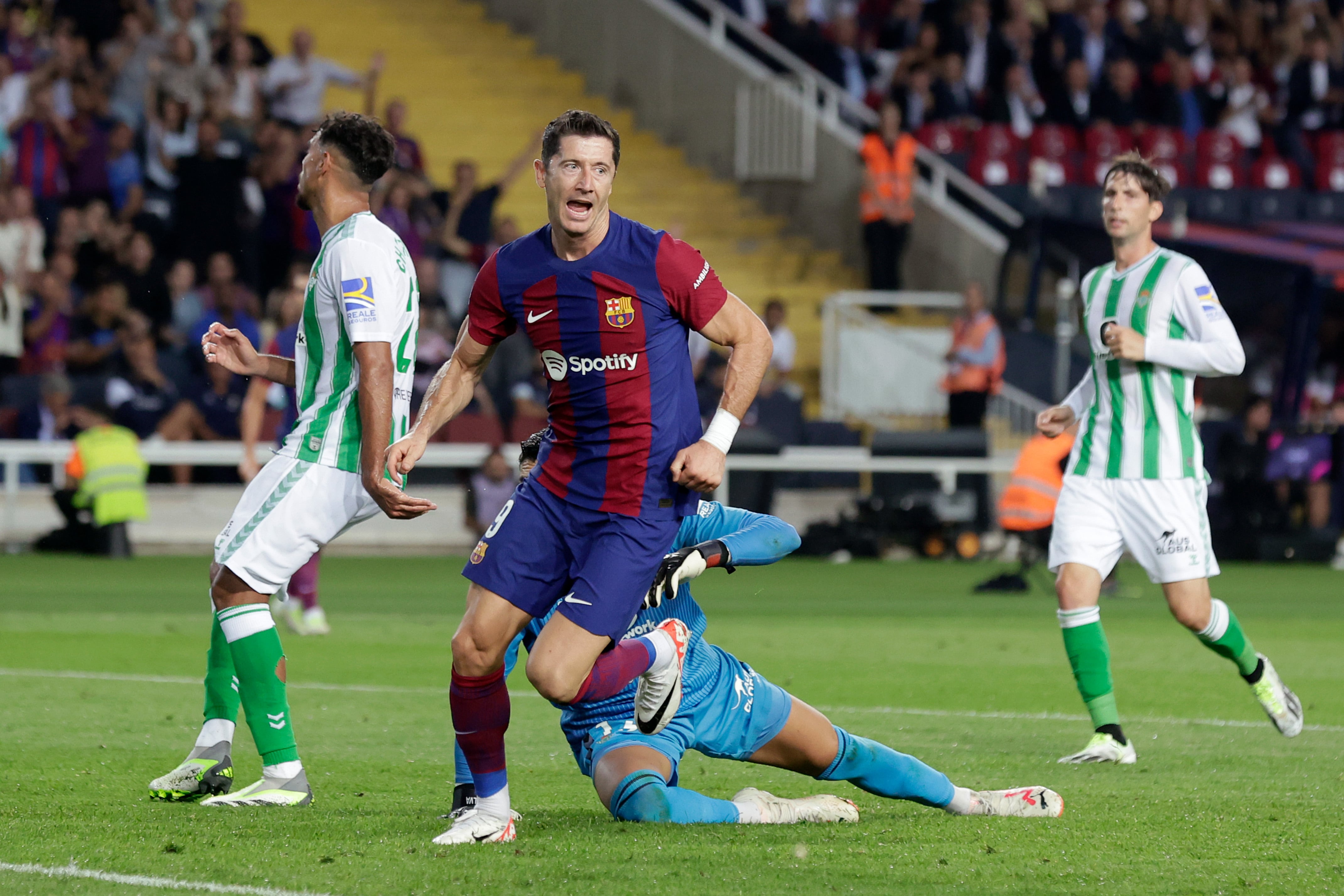 BARCELONA, SPAIN - SEPTEMBER 16: Robert Lewandowski of FC Barcelona celebrates 2-0 during the LaLiga EA Sports  match between FC Barcelona v Real Betis Sevilla at the Lluis Companys Olympic Stadium on September 16, 2023 in Barcelona Spain (Photo by Eric Verhoeven/Soccrates/Getty Images)