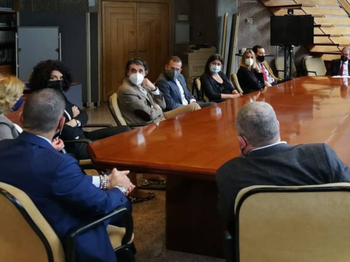 Jueces de A Coruña piden nuevas salas de vistas en el antiguo edificio de la Audiencia