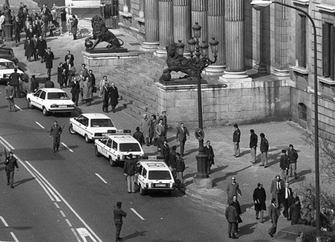 Imagén del Palacio de las Cortes el 23-F.