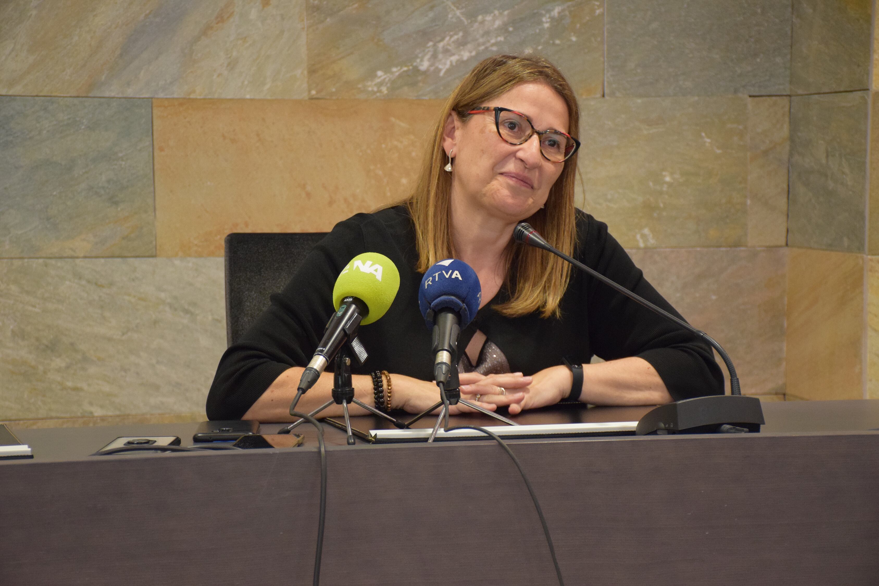 Sandra Tudó a la sessió del comú d'Ordino d'aquest dimarts