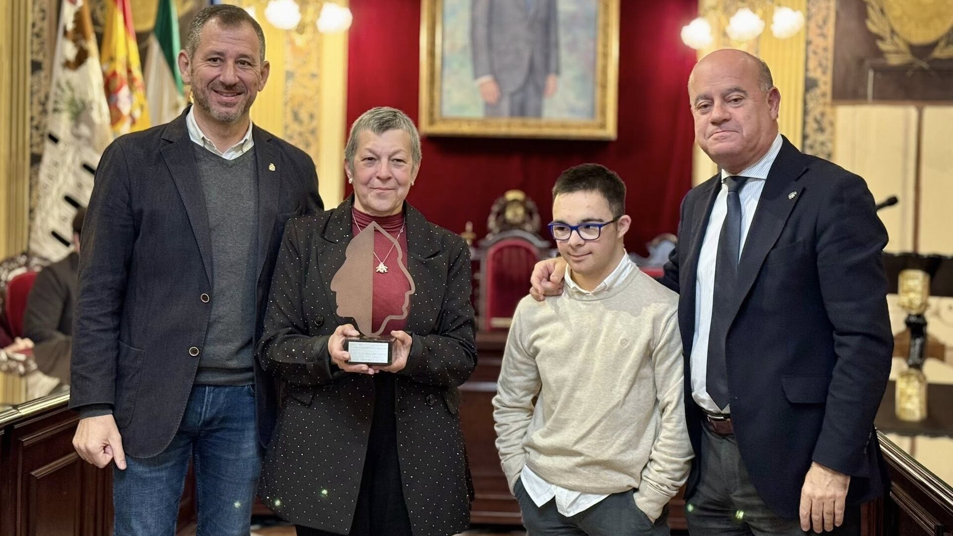 Rosi Morón recoge el XVI Premio de la Solidaridad