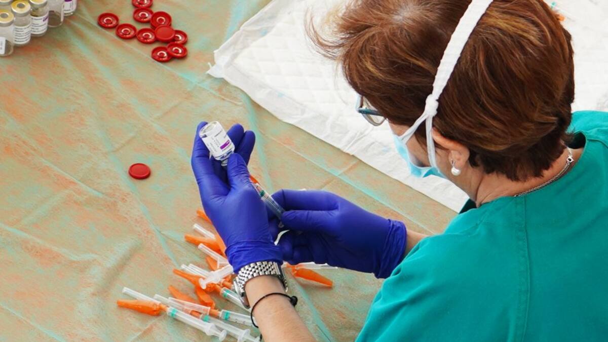 Casi 13.000 mayores de 80 años todavía no han completado la vacunación en Valladolid