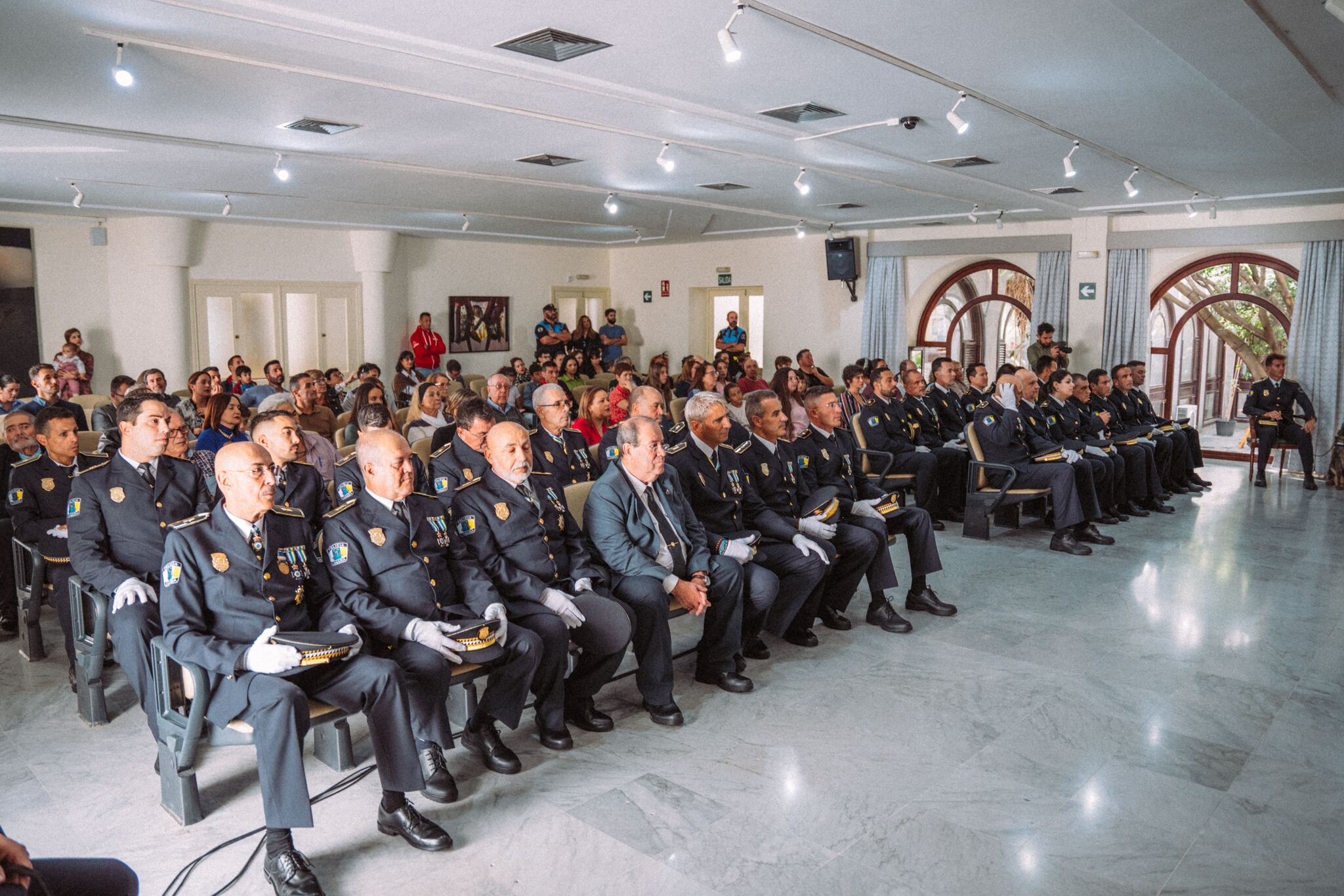 Los policías distinguidos.