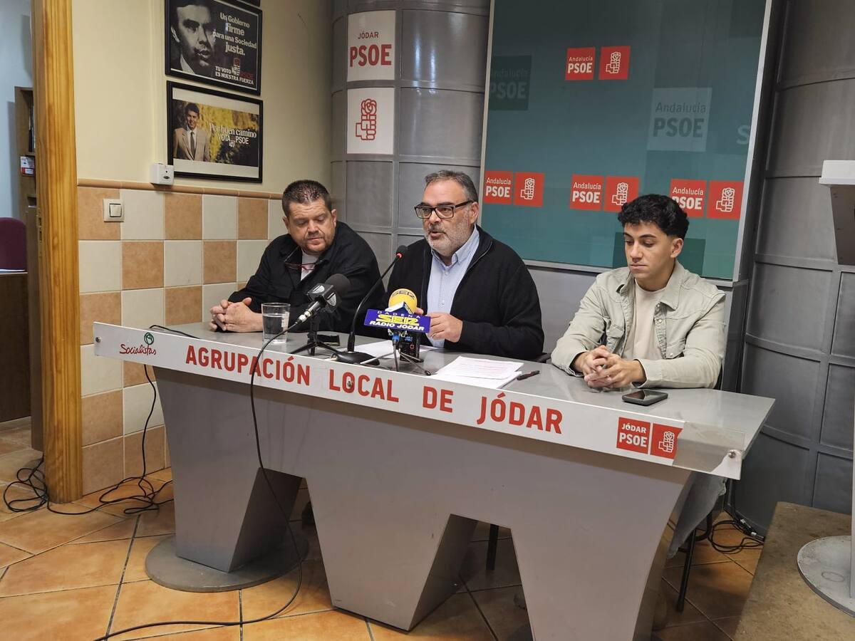 La privatización de servicio de basura por el equipo de gobierno del Ayuntamiento de Jódar (PP + CA:IU), según el PSOE, “... No tiene validez ...”