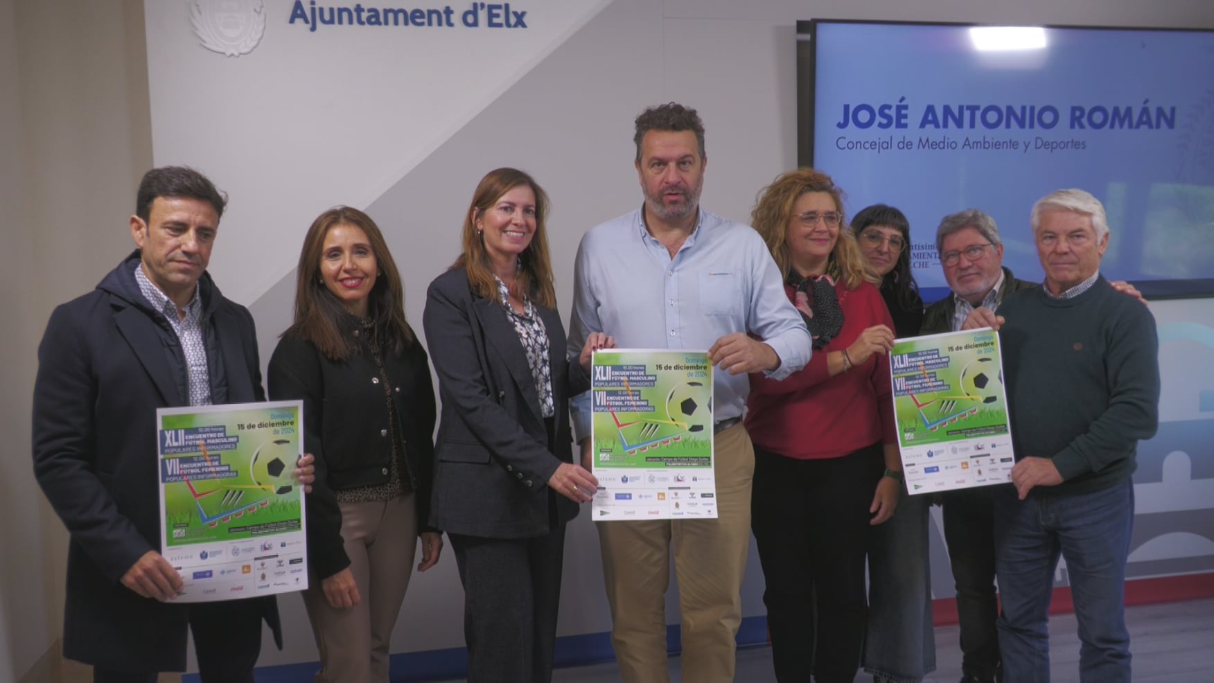 Un momento de la presentación en la Sala de Prensa del Ayuntamiento de Elche