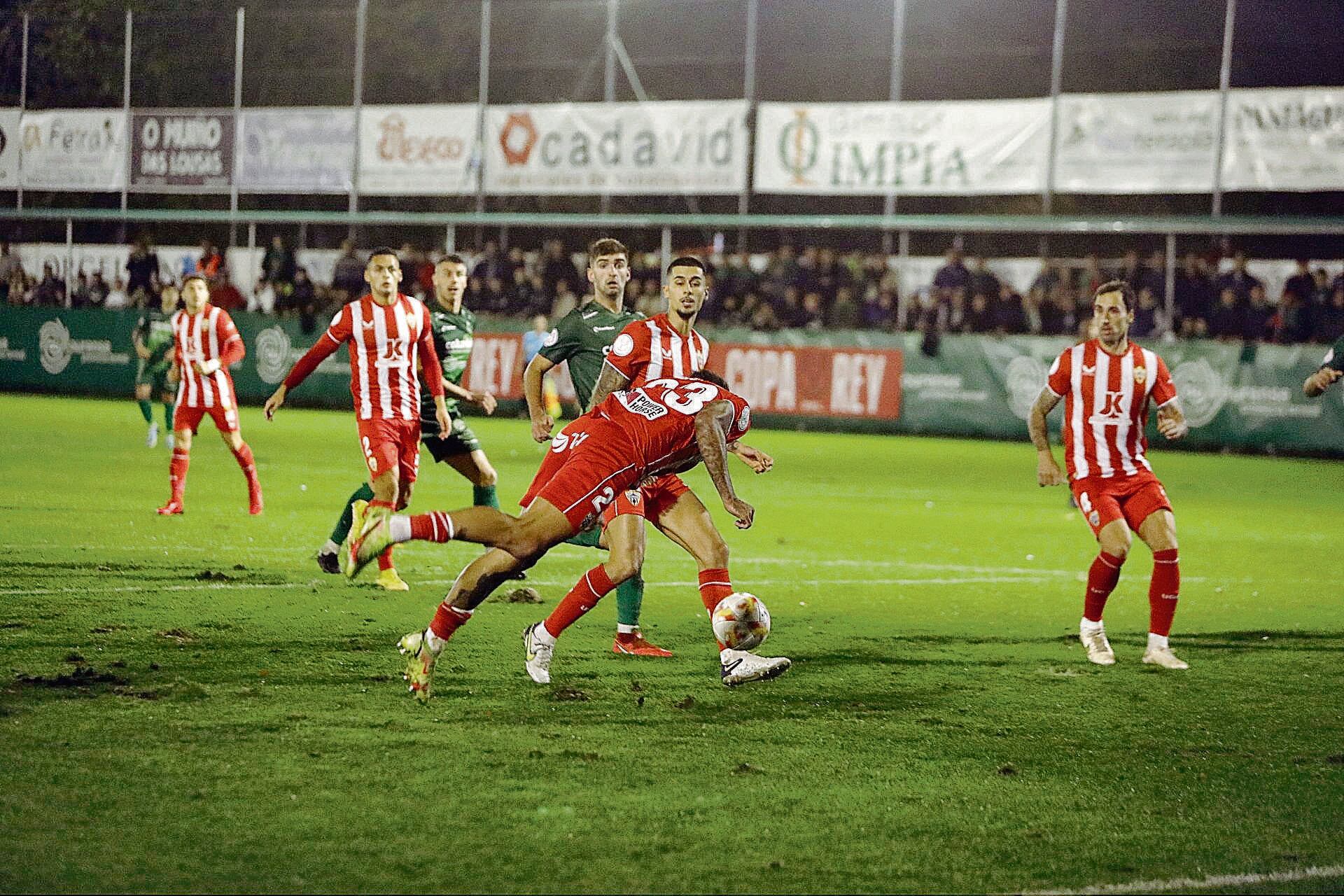 Eliminación a las primeras de cambio en O Carballiño (Ourense), contra el Arenteiro en la pasada edición.