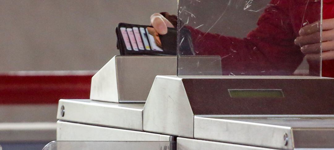 Desde este domingo es obligatorio que las empresas controlen el horario laboral de sus trabajadores