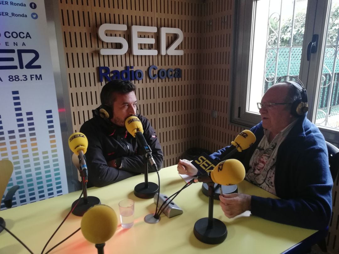 Javier Flores y Andrés Mateos en el estudio de Radio Coca SER Ronda