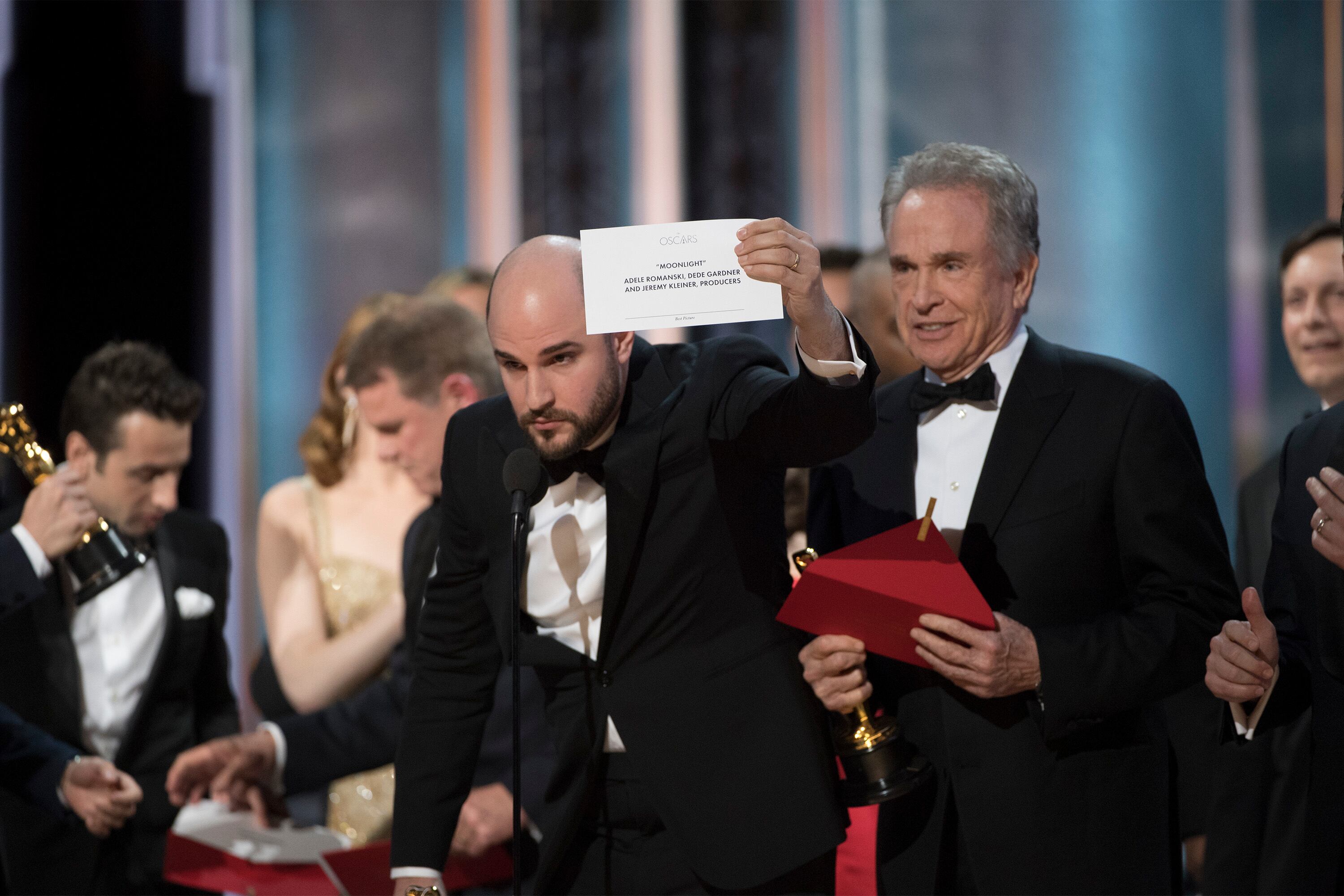 Jordan Horowitz demuestra que Moonlight ganó el Oscar a mejor película.