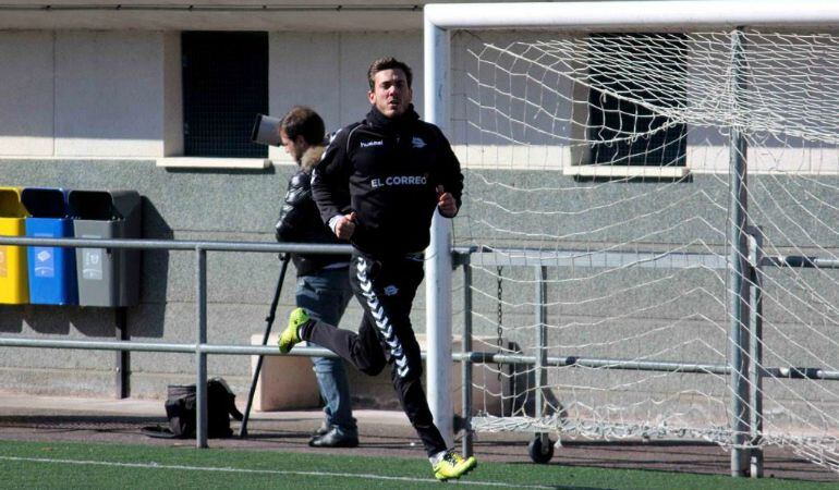 Xabi Castillo ha entrenado en Aretxabaleta.