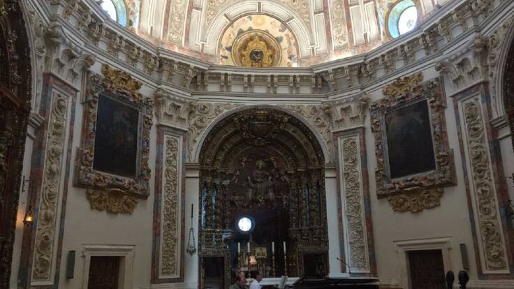 El alcalde de La Aguilera, Lucianao Burgos, repasa la actualidad del pueblo en el día grande del patrón, San Pedro Regalado