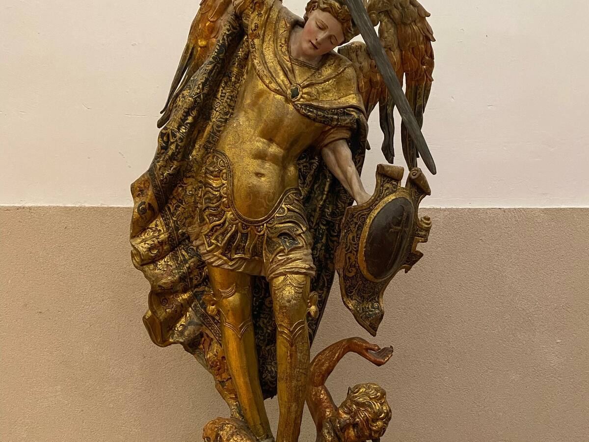 El Museo Territorial Campos del Renacimiento acoge temporalmente la escultura de San Miguel Arcángel de Francisco de Giralte