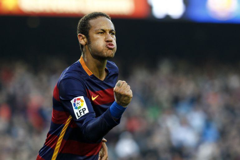 Neymar celebra el primer gol de su equipo ante el Villarreal.