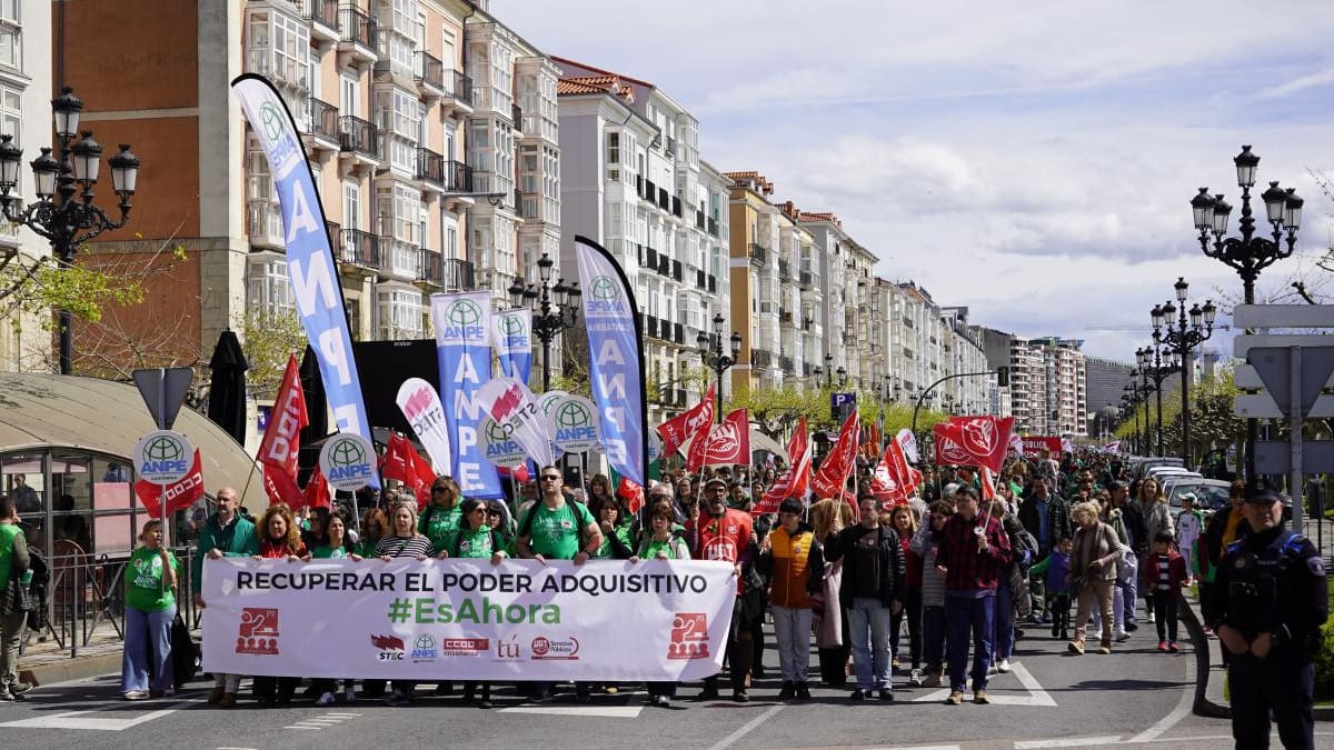 El 52,3% de los docentes de Cantabria ha secundado la huelga, según la Junta de Personal