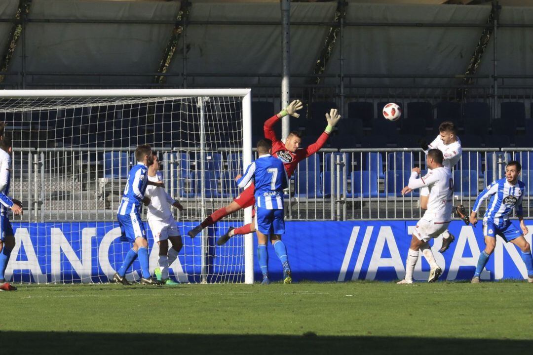 Zelu cabeceó en el descuento para darle una necesaria victoria a la Cultural