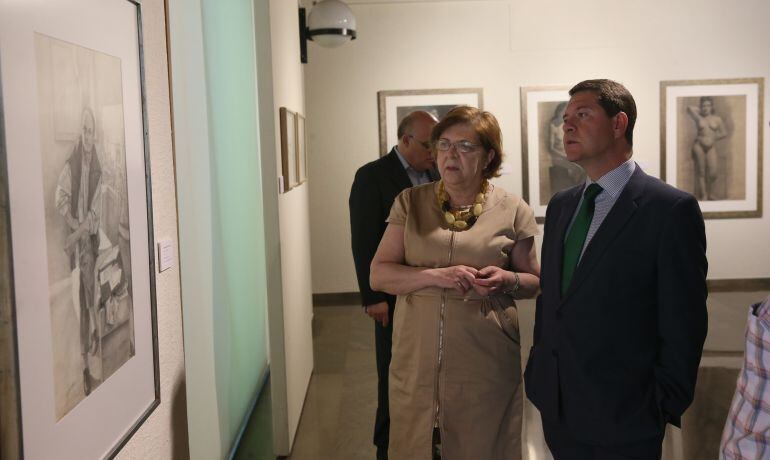 Inauguración de la exposición con la presencia del presidente de la Junta, Emiliano García-Page