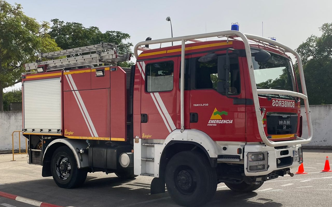 Imagen de archivo de un camión de bomberos de Emergencias 1006 de Ciudad Real