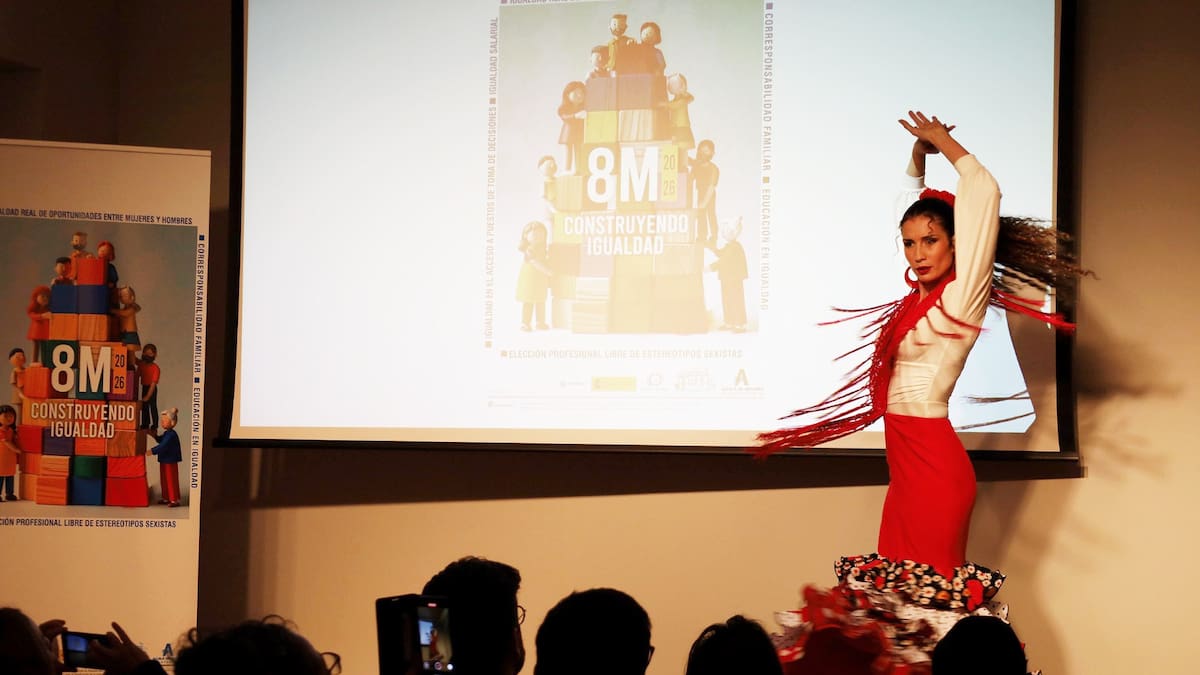 Alcalá de Henares conmemora el 8M "Construyendo Igualdad"