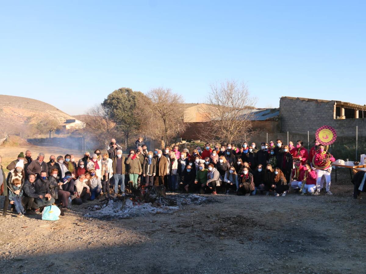 Peraltilla celebra la fiesta de San Fabián y San Sebastián