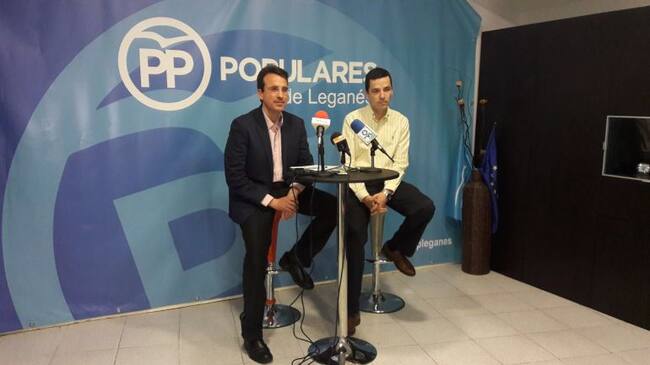 Los populares creen que el gasto en una fiesta de mayores podría dedicarse a otras necesidades en la ciudad