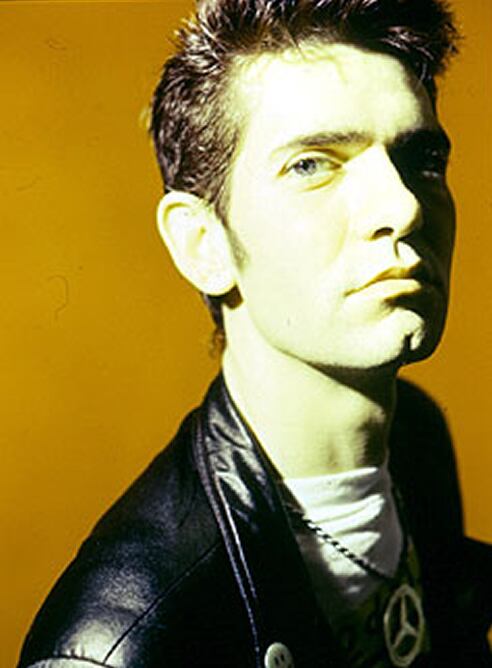 Miguel Bosé y el diseñador Francis Montesinos son los padrinos del musical homenaje a Carlos Berlanga