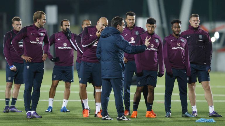 Neville con Inglaterra