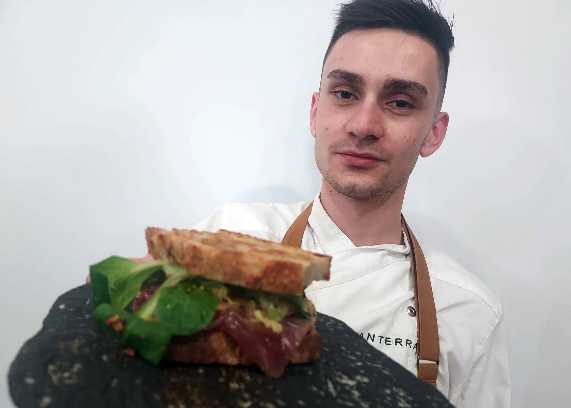 Máximo Benagues, ganador del IX Concurso Bocadillo de Autor en Madrid Fusión.