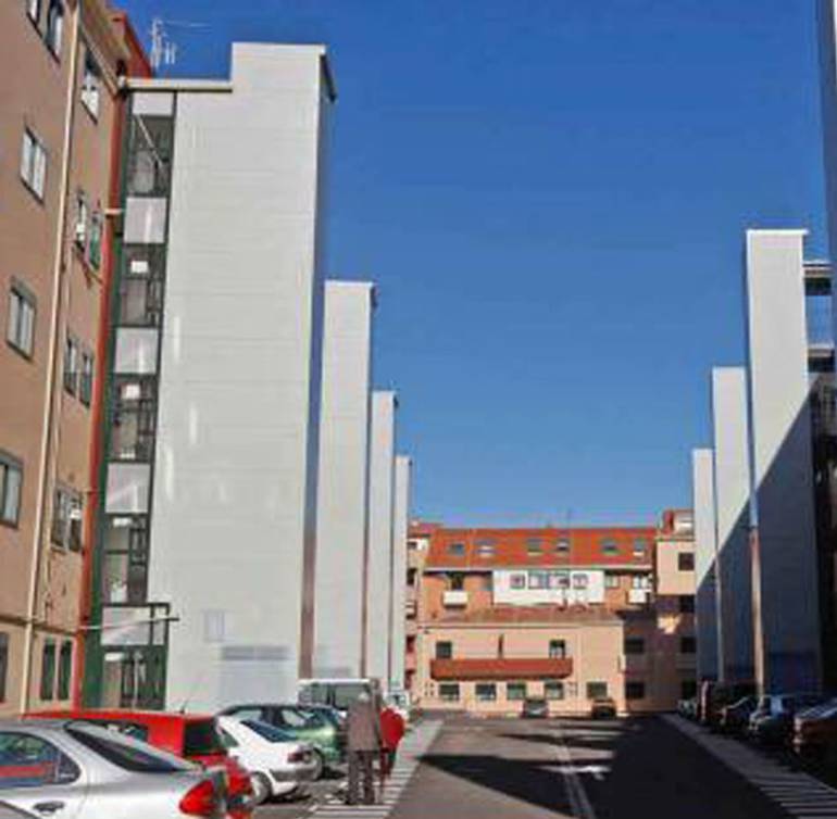 Grupo de viviendas &quot;Ramiro Ledesma&quot; del barrio de Los Bloques