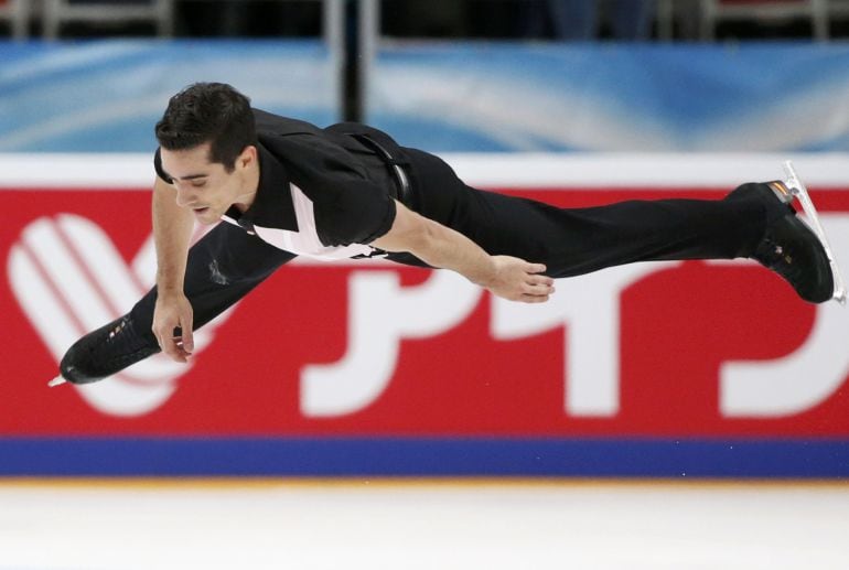 Javier Fernández durante un movimiento en la Copa Rostelecom.