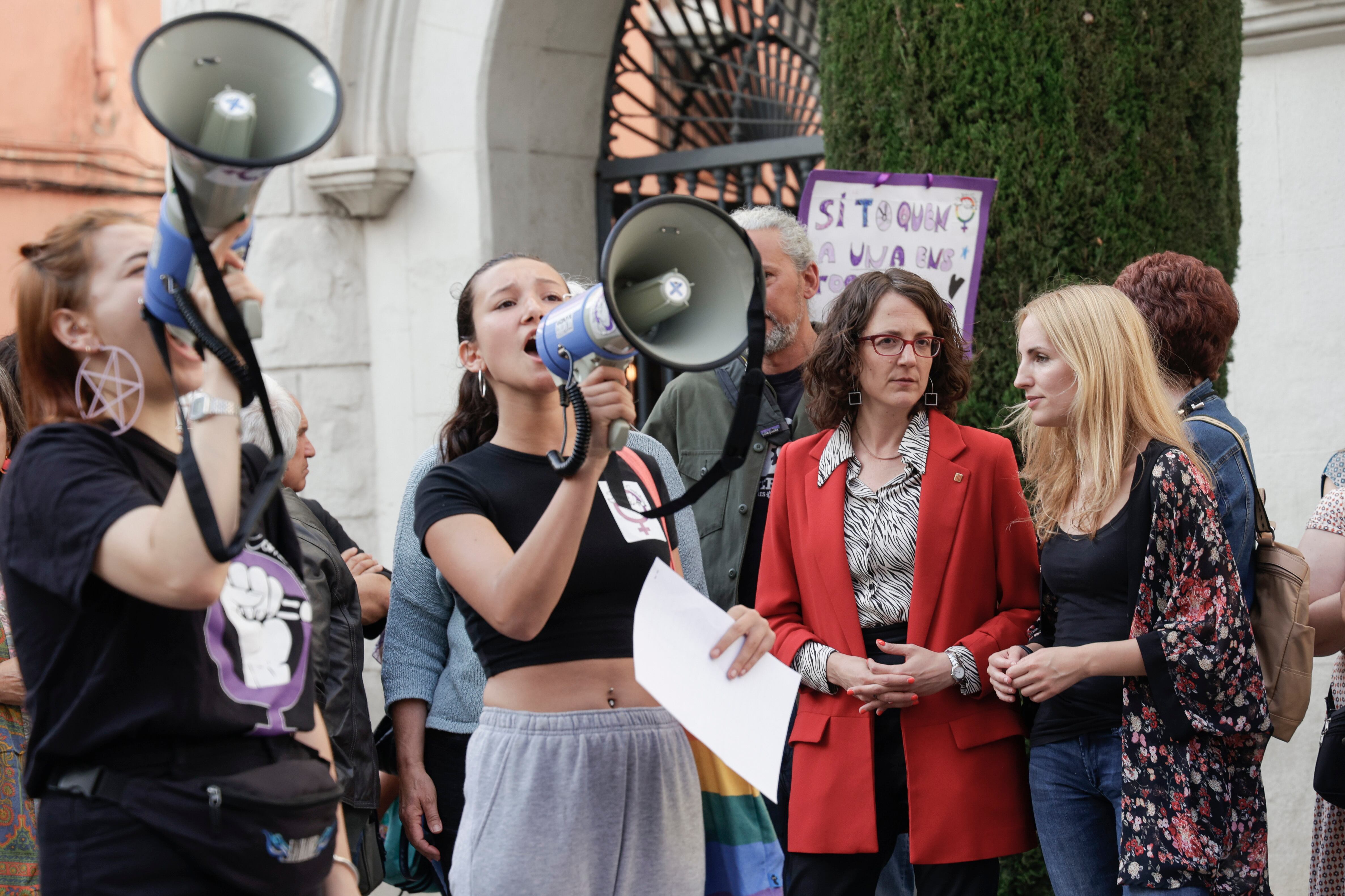 Arxiu. La consellera Tània Verge en una concentració a Badalona