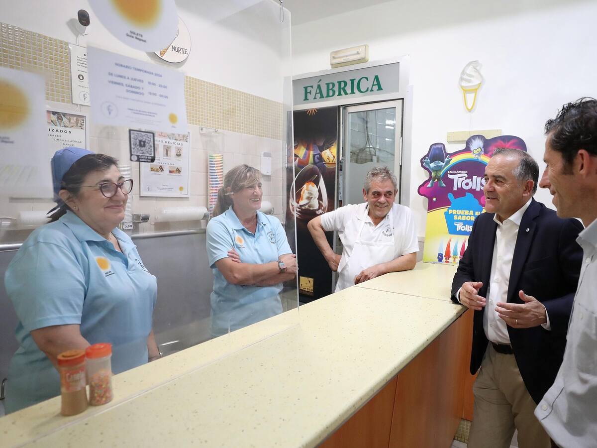 El alcalde visita los premios ´Soletes´ de Talavera