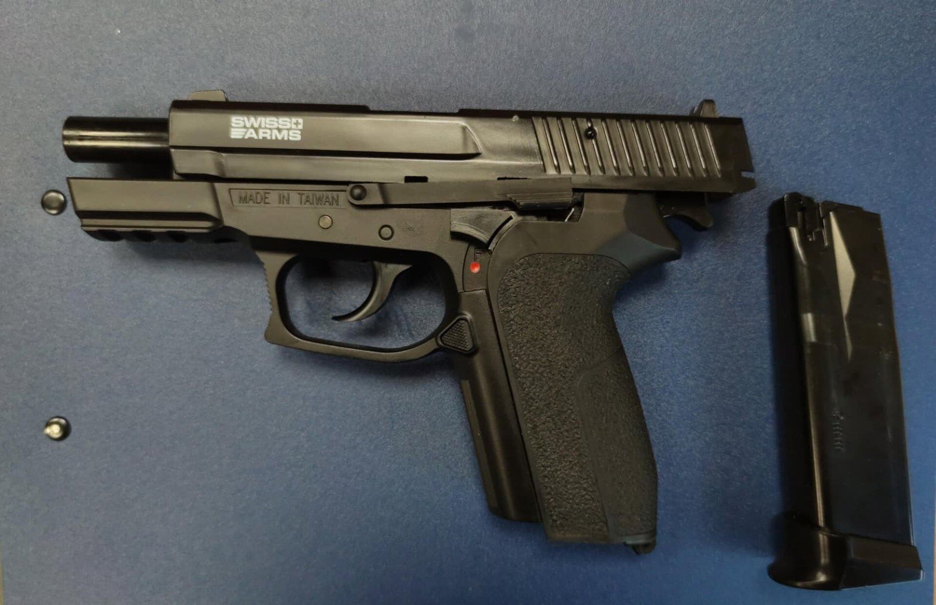 26/09/2025 Arma simulada incautada a un menor en un centro escolar.
SOCIEDAD 
POLICÍA MUNICIPAL DE VALLADOLID
