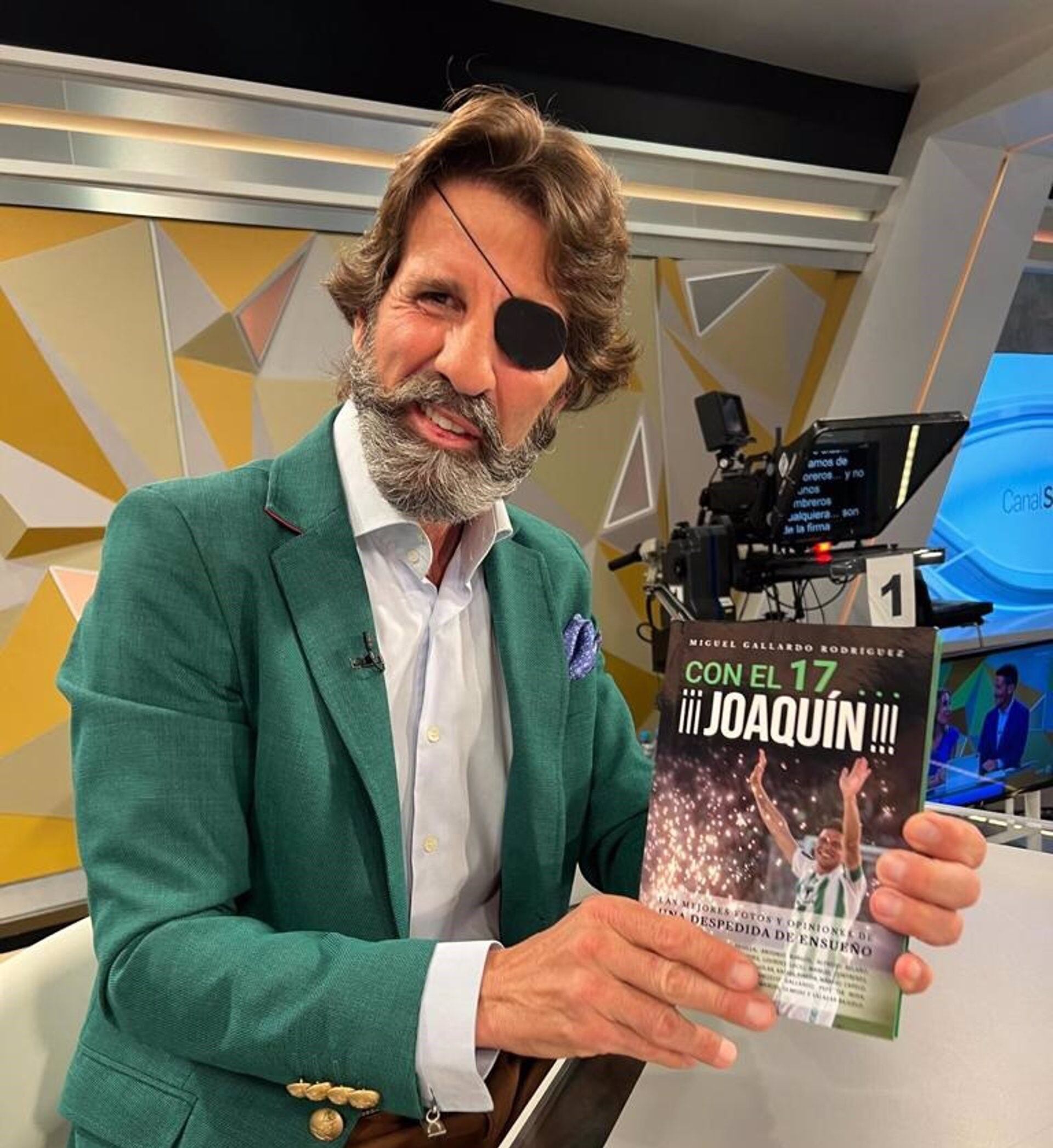 Juan José Padilla será el encargado de presentar el libro en Jerez