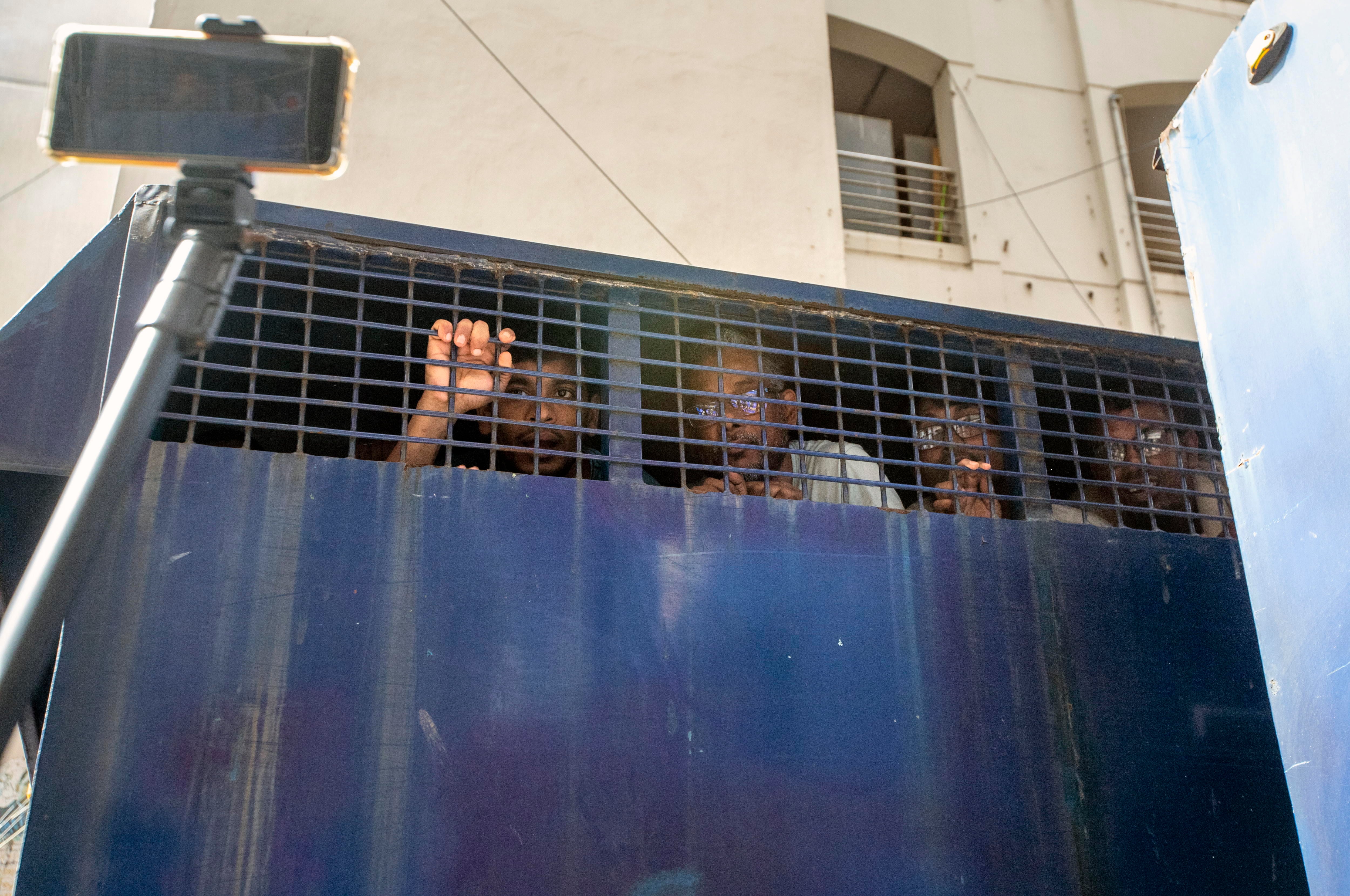 Arrestados tras la ola de protestas en Bangladesh