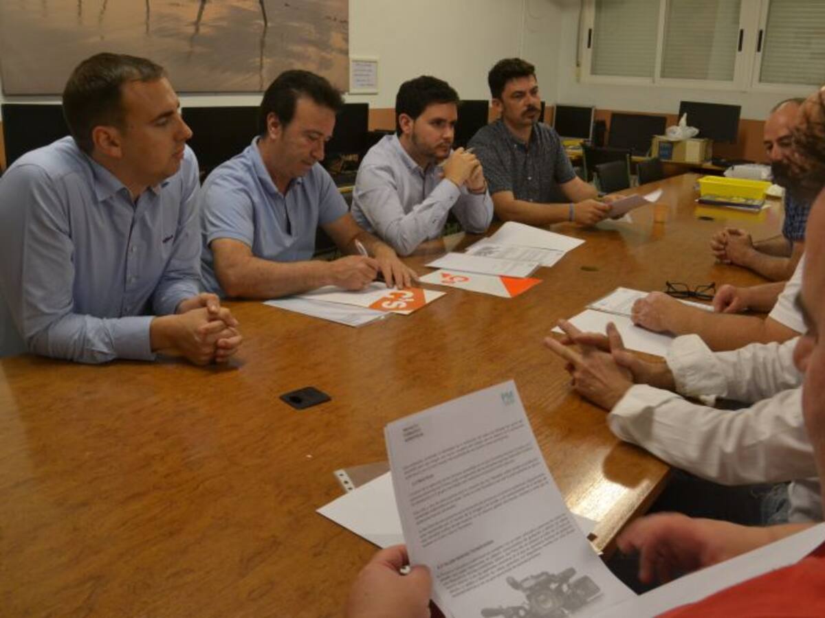 Cs Elche informa a la Asociación de Vecinos de Torrellano de que las obras del escenario están en fase de licitación