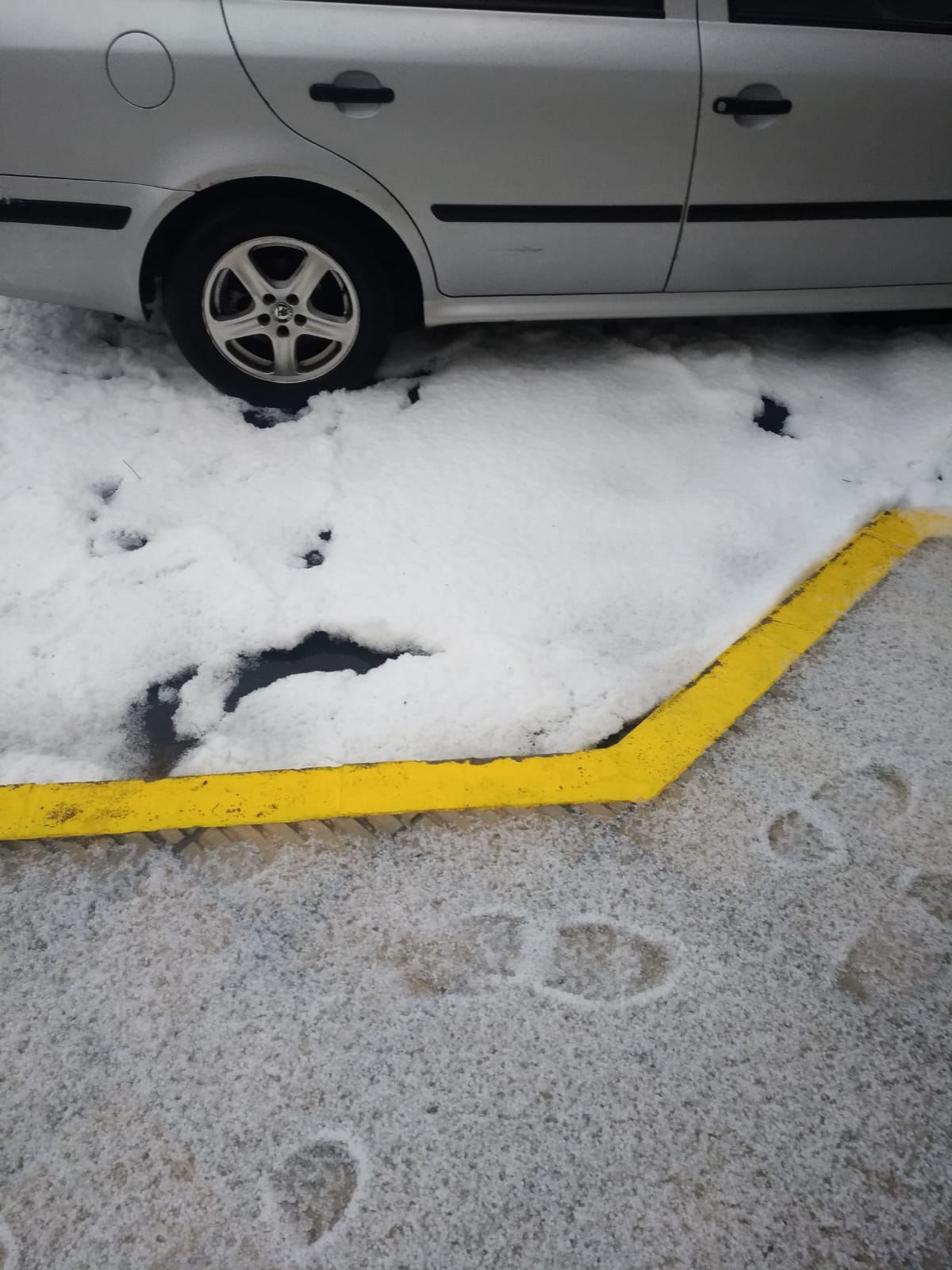 Restos de granizo en Barx