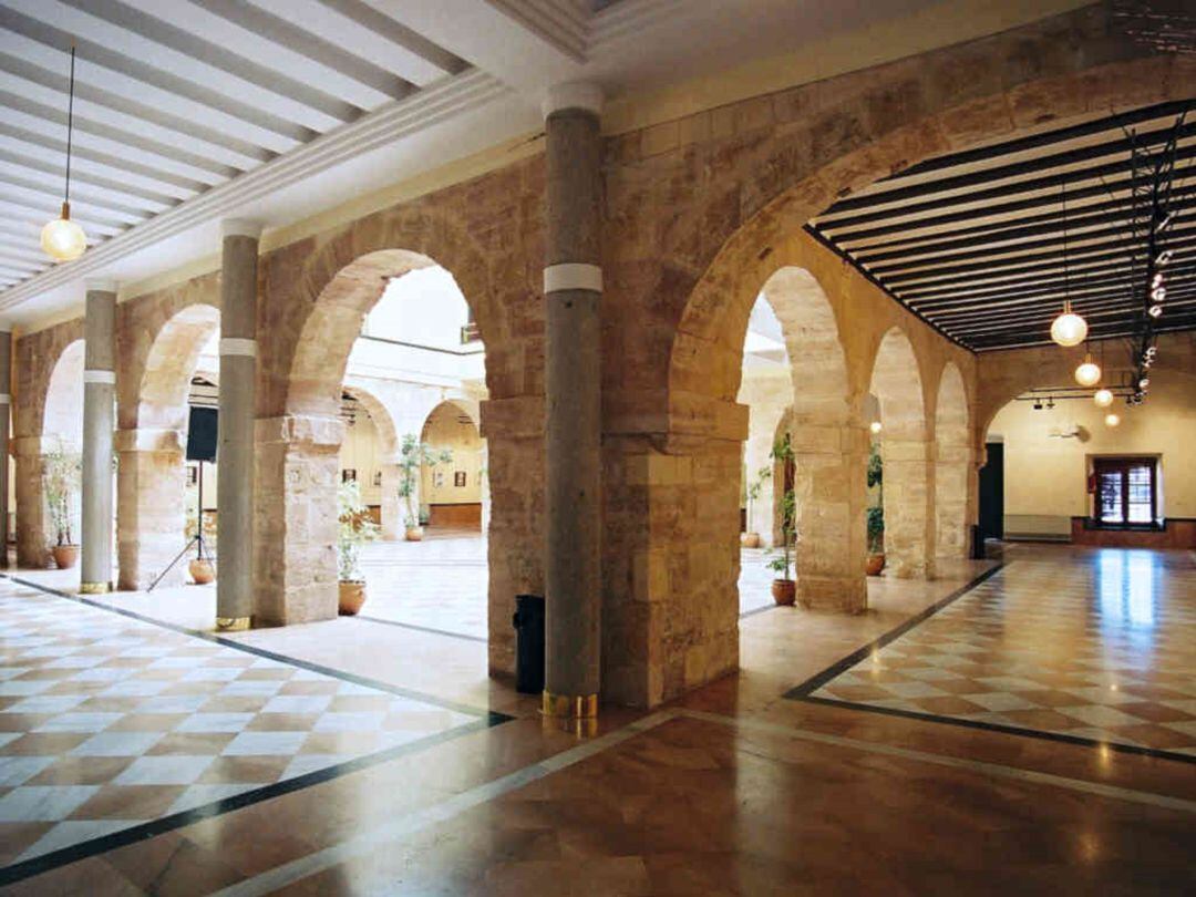 El claustro del Ayuntamiento es uno de los lugares que cede el consistorio