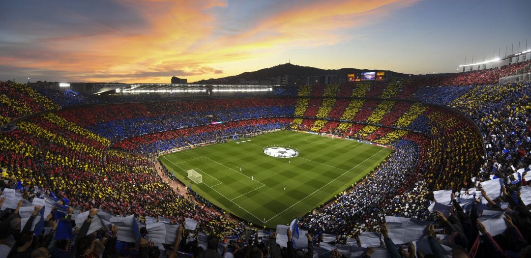 Imagen del Camp Nou poco antes de un Clásico anterior