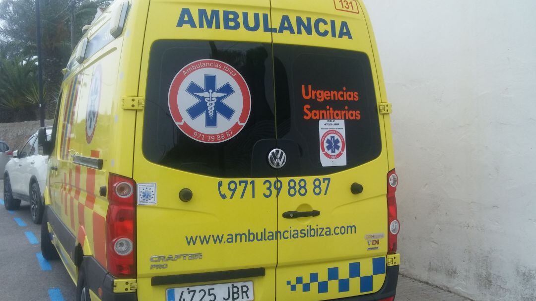 Imagen de archivo de una ambulancia del 061
