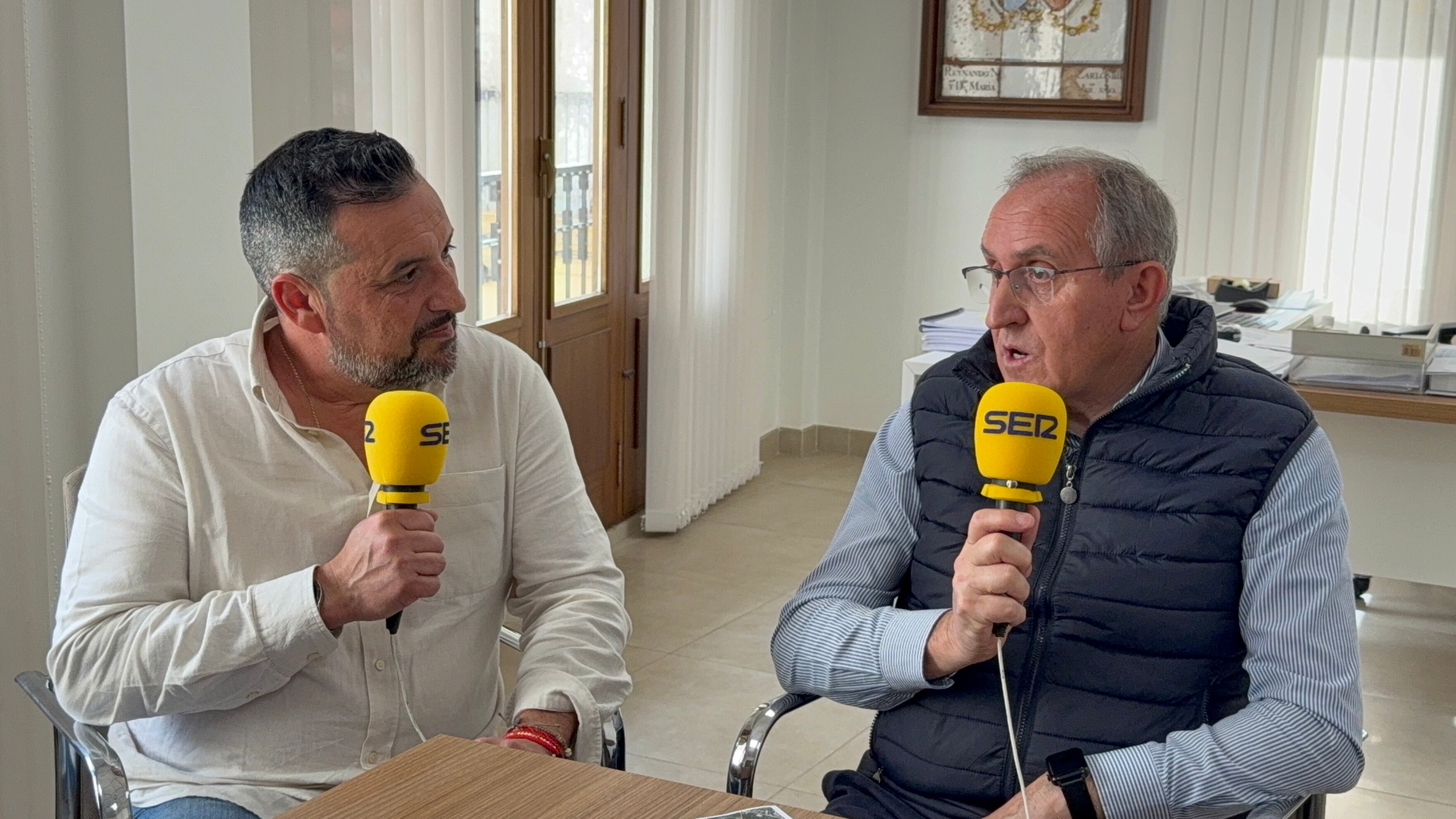 Hablamos con el alcalde de Catadau, Jose Escuder y con un vecino de la zona inundada e ingeniero de profesión, Ricardo Micó